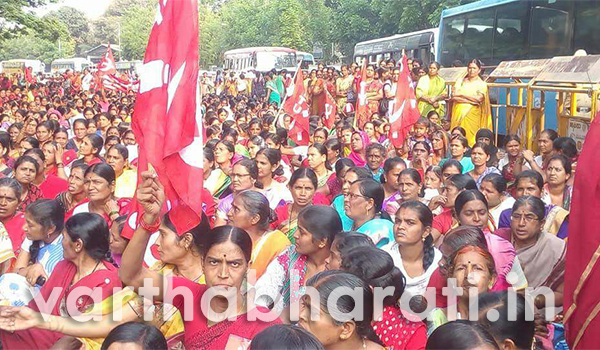 2ನೆ ದಿನಕ್ಕೆ ಕಾಲಿಟ್ಟ ಅಂಗನವಾಡಿ ಕಾರ್ಯಕರ್ತೆಯರ ಧರಣಿ